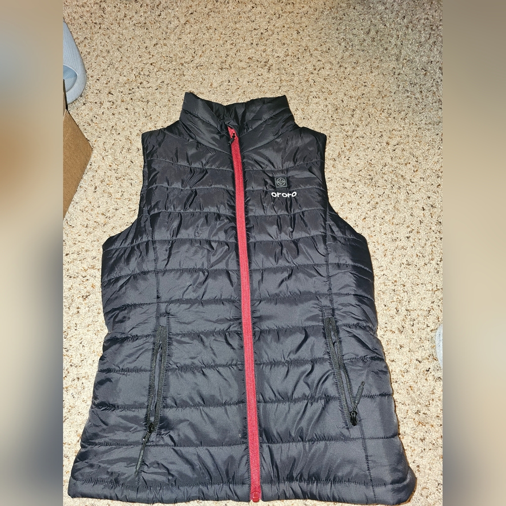 ORORO Heated Vest w/ Battery – Women’s Small, Black w/ Red Zipper